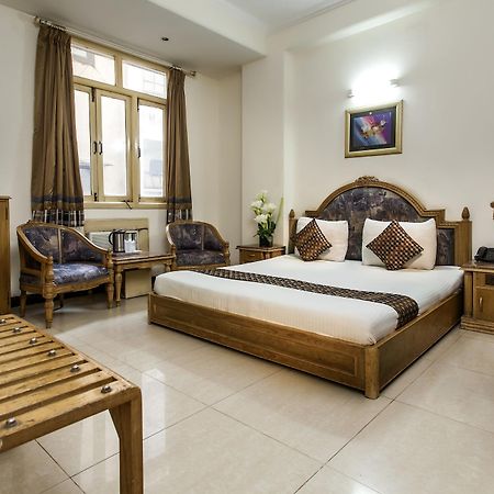 Hotel Sunstar Residency Delhi  Extérieur photo