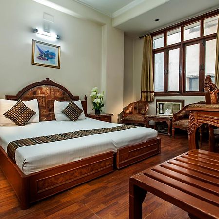 Hotel Sunstar Residency Delhi  Extérieur photo