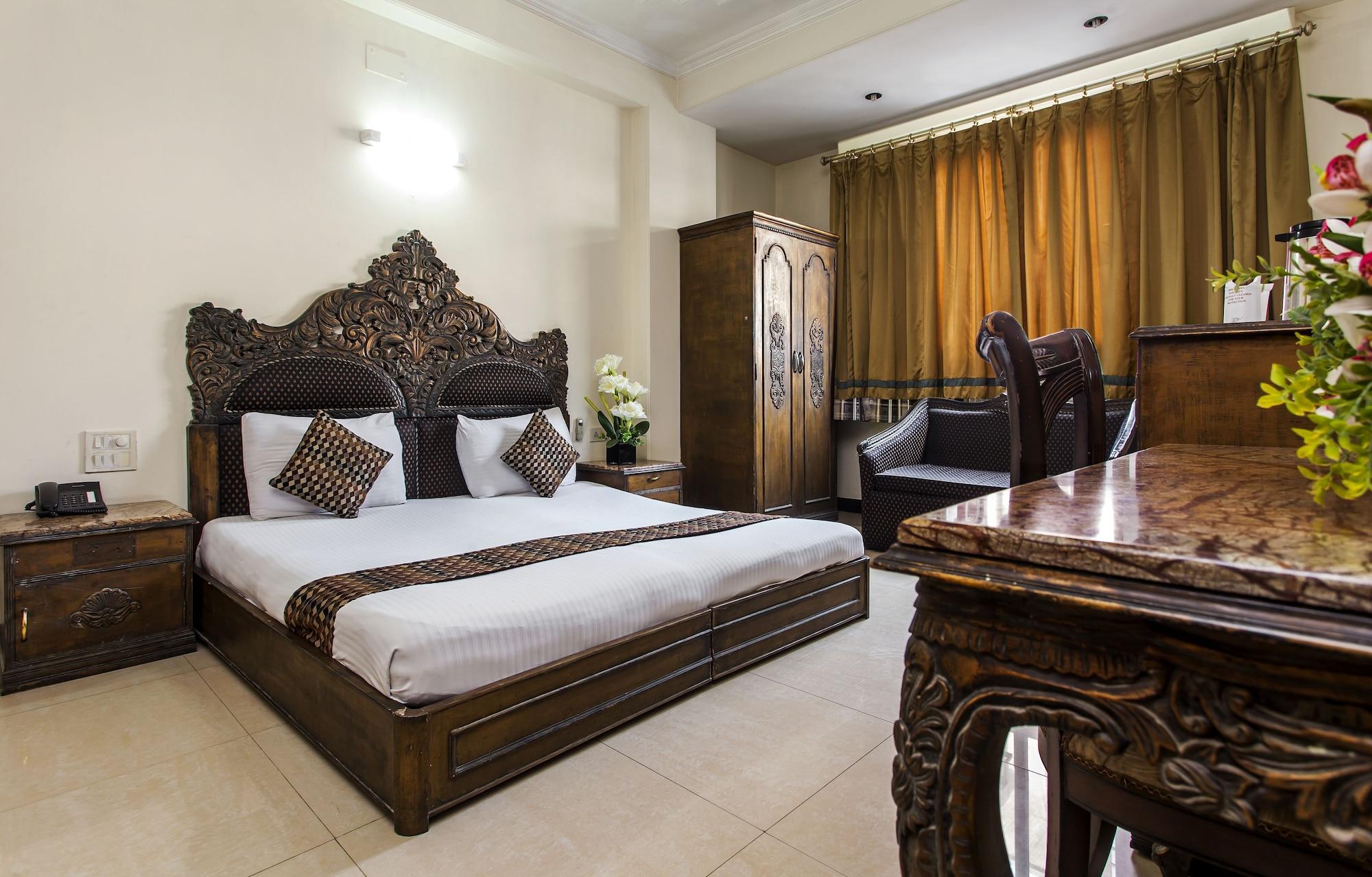 Hotel Sunstar Residency Delhi  Extérieur photo