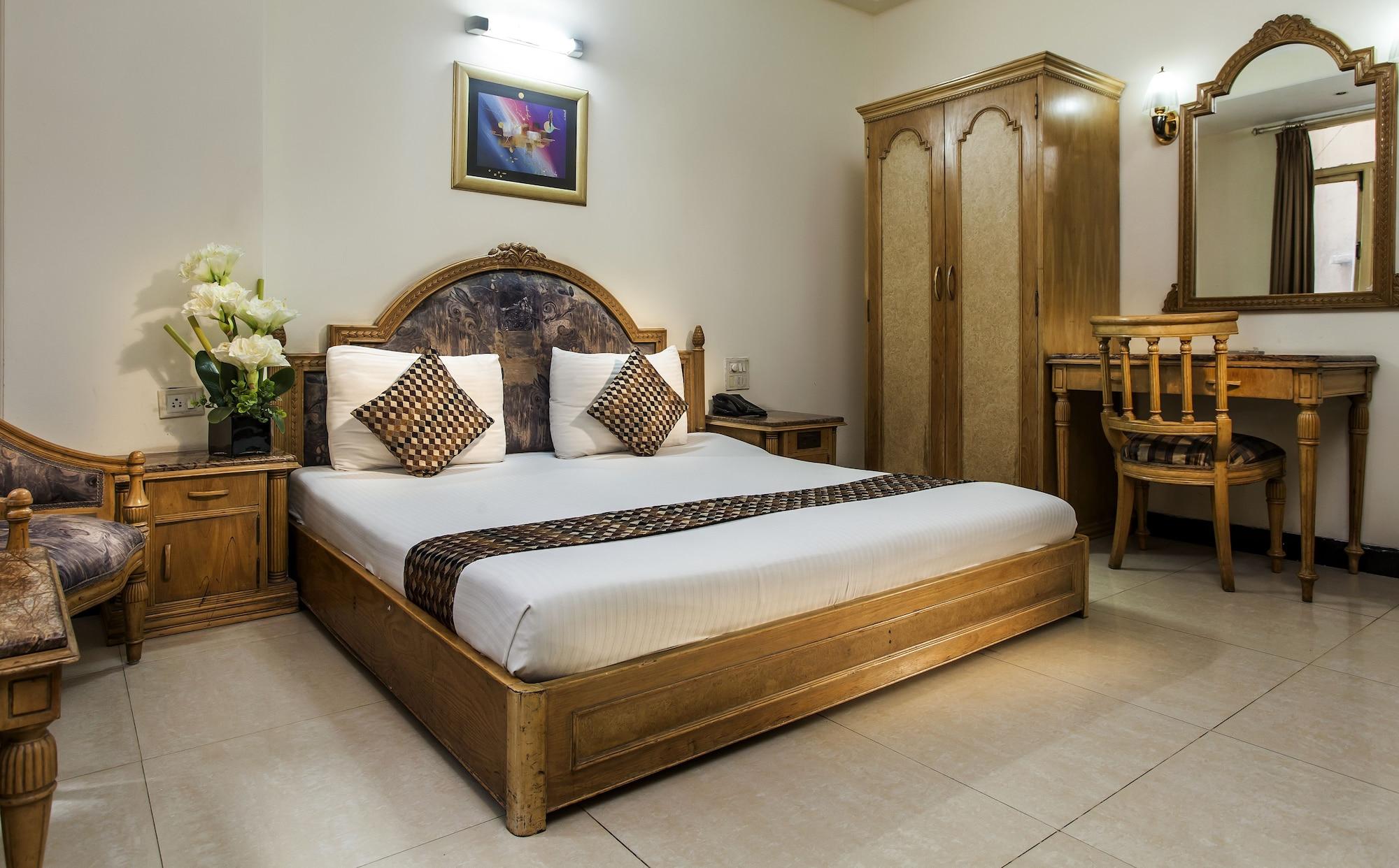 Hotel Sunstar Residency Delhi  Extérieur photo