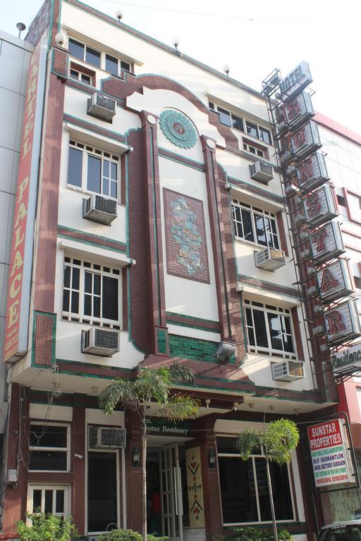 Hotel Sunstar Residency Delhi  Extérieur photo