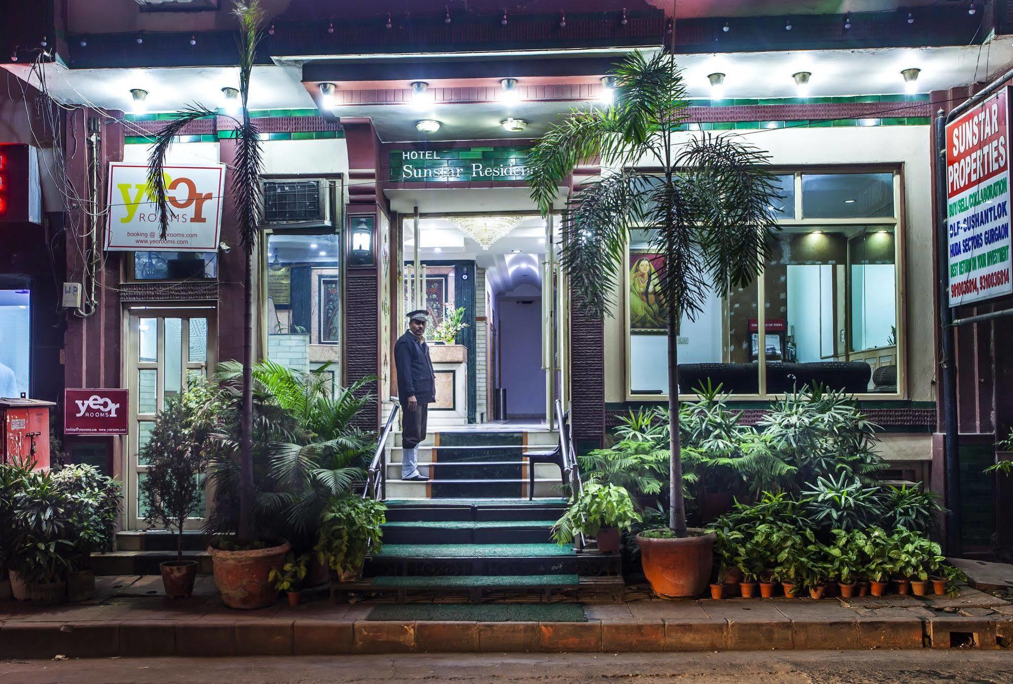 Hotel Sunstar Residency Delhi  Extérieur photo